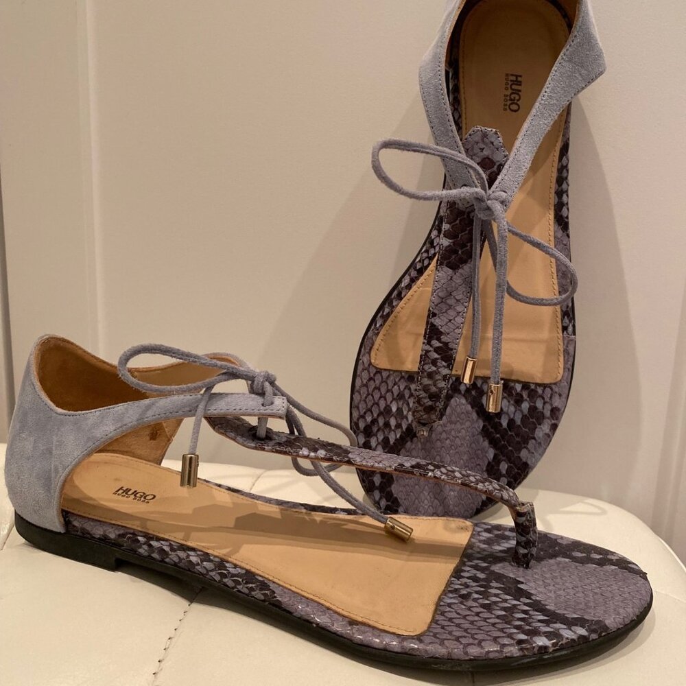 Hugo Boss blue suede & snake skin flat sandals & suede tie-up laces. Size 37.5